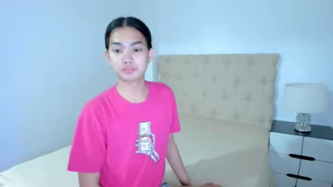 Candy Lily online show from 25, 9, 2025