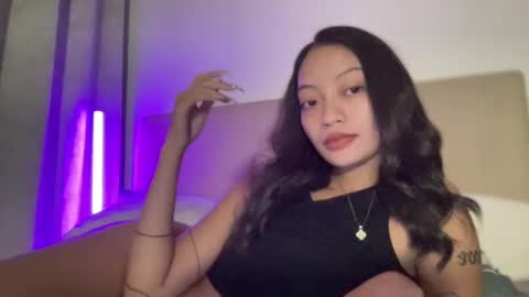 Snapshot of xcxccy19 chatting on 20, 10, 2025 Sachi Cy online show from 20, 10, 2025