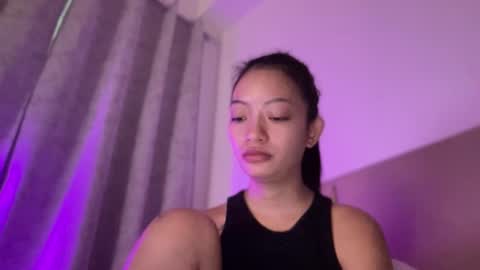 Sachi Cy online show from 5, 12, 2025