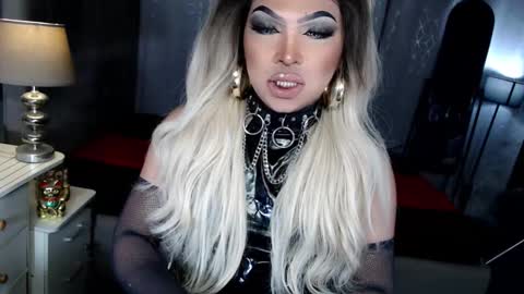 Snapshot of xdirtyflirtyx chatting on 18, 10, 2025 Zhavia online show from 18, 10, 2025