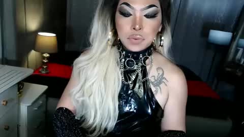 Snapshot of xdirtyflirtyx chatting on 16, 11, 2025 Zhavia online show from 16, 11, 2025