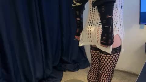 Snapshot of xdresserwithass588292 chatting on 21, 11, 2025 xdresserwithass online show from 21, 11, 2025