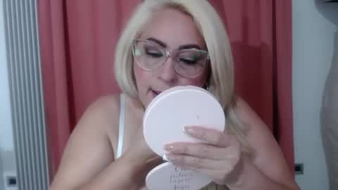 Elena online show from 2, 3, 2026