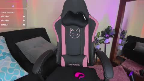 Kanae. online show from 2, 11, 2025