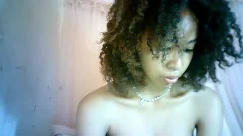 xenna610827 online show from 15, 1, 2025