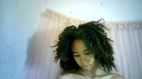 xenna610827 online show from 17, 1, 2025