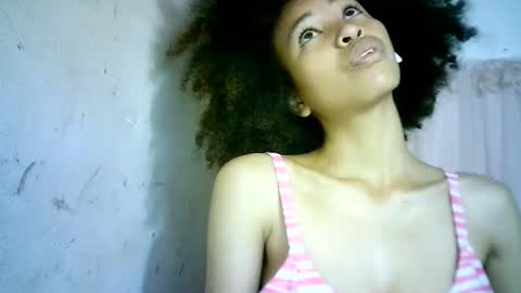 xenna610827 online show from 10, 2, 2025