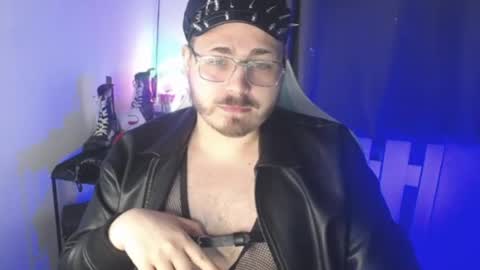 Snapshot of xfabian_love chatting on 10, 10, 2025 F A B I A N online show from 10, 10, 2025