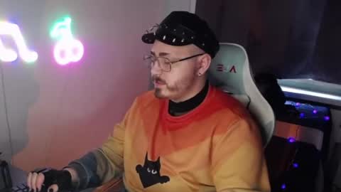 Snapshot of xfabian_love chatting on 17, 10, 2025 F A B I A N online show from 17, 10, 2025