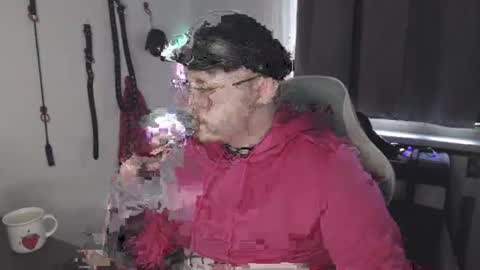 Snapshot of xfabian_love chatting on 28, 10, 2025 F A B I A N online show from 28, 10, 2025