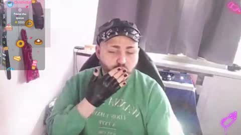 Snapshot of xfabian_love chatting on 22, 11, 2025 F A B I A N online show from 22, 11, 2025