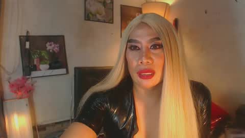 Snapshot of xhardcock2playx chatting on 5, 12, 2024 GODDESS KRISTEL online show from 5, 12, 2024