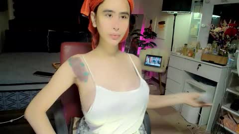 Snapshot of xhotcockcumts chatting on 14, 3, 2026 Barbie ann online show from 14, 3, 2026