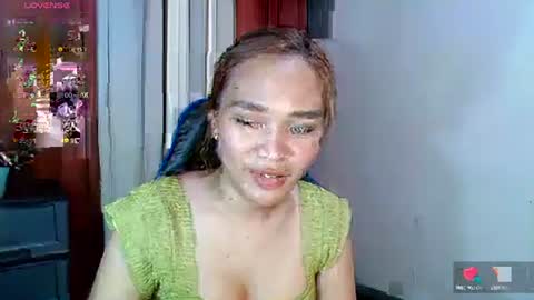 xhotlickerkiarax online show from 30, 12, 2024