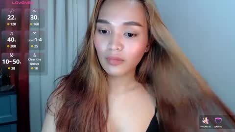 xhotlickerkiarax online show from 15, 1, 2025