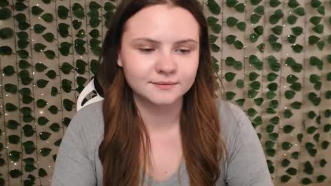 Lina online show from 6, 2, 2025