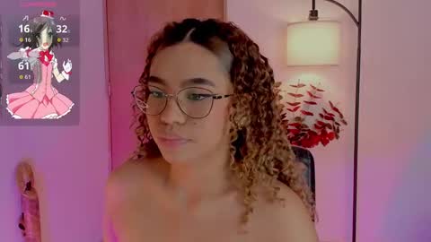 Snapshot of ximena_sotto1 chatting on 16, 10, 2025 camila online show from 16, 10, 2025