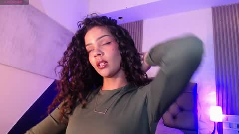 Mia Vega online show from 27, 1, 2025