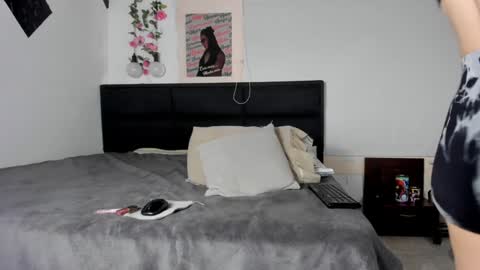 Snapshot of ximtia_xs chatting on 4, 12, 2024 ximtia online show from 4, 12, 2024