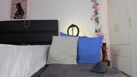 Snapshot of ximtia_xs chatting on 28, 1, 2025 ximtia online show from 28, 1, 2025