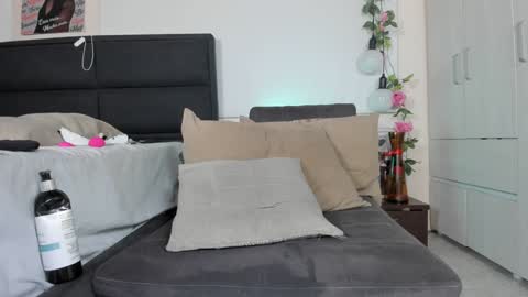 Snapshot of ximtia_xs chatting on 5, 2, 2025 ximtia online show from 5, 2, 2025