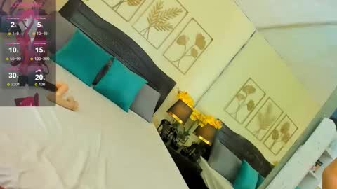 Snapshot of xislandenchantresx chatting on 17, 9, 2025 xislandenchantresx online show from 17, 9, 2025