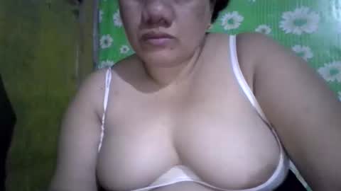 Snapshot of xjuicytits chatting on 6, 4, 2026 xjuicytits online show from 6, 4, 2026