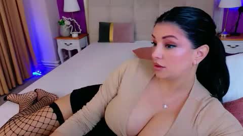 Snapshot of xkimoraxx chatting on 13, 2, 2026 Kim online show from 13, 2, 2026