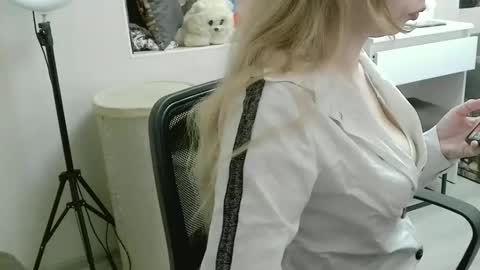 xMilagrosxs online show from 3, 4, 2026