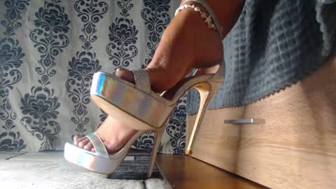 Snapshot of xmistressmonroex chatting on 14, 10, 2025 Monroe online show from 14, 10, 2025