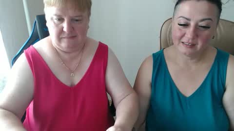 Snapshot of xmollyjanex chatting on 13, 9, 2025 XMollyJaneX online show from 13, 9, 2025