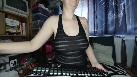 xnicetitsx online show from 14, 1, 2025