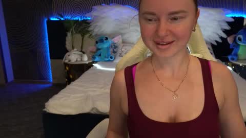 Snapshot of xo_monica chatting on 18, 10, 2025 Monica online show from 18, 10, 2025