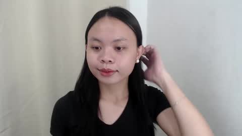 Snapshot of xo_worth_it chatting on 17, 3, 2026 nathalie online show from 17, 3, 2026