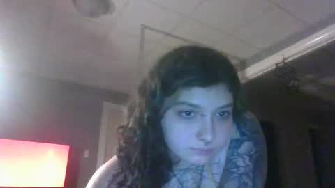 xoffthelucyx online show from 15, 1, 2025