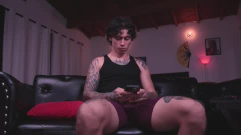   online show from 9, 11, 2025