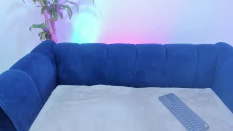 Snapshot of xoxo_angel chatting on 7, 2, 2026 xoxo_angel online show from 7, 2, 2026