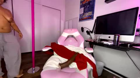 Snapshot of xstargazingx chatting on 6, 11, 2025 xStarGazingx online show from 6, 11, 2025