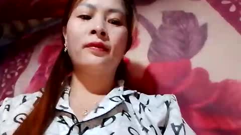 xuxulove00 online show from 16, 12, 2025