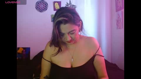 Snapshot of xxantonellaxxx chatting on 6, 11, 2025 antonella online show from 6, 11, 2025