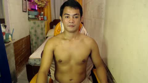 Snapshot of xxasianryanxx chatting on 8, 3, 2025 xxasianryanxx online show from 8, 3, 2025