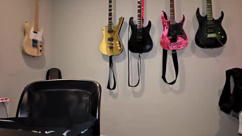 XxBADCATxX online show from 24, 11, 2025