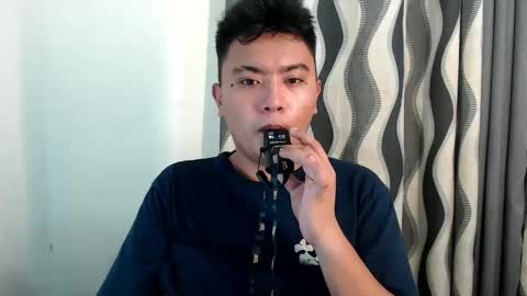 Snapshot of xxhotloyd_cummerx chatting on 23, 12, 2024 Loyd online show from 23, 12, 2024