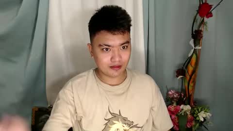 Snapshot of xxhotloyd_cummerx chatting on 1, 1, 2025 Loyd online show from 1, 1, 2025