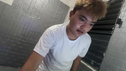 Snapshot of xxhotloyd_cummerx chatting on 1, 10, 2025 Loyd online show from 1, 10, 2025