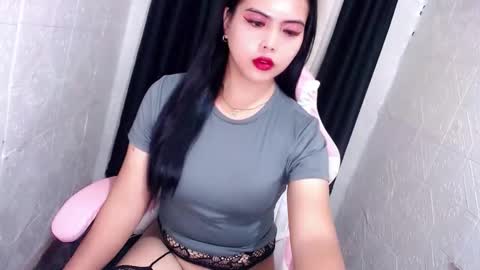 divine online show from 4, 10, 2025