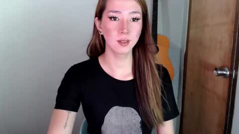 Dyanna Zulla online show from 9, 12, 2024