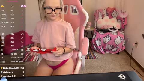 Nicole online show from 14, 9, 2025