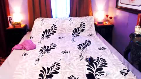 Snapshot of xxqueenofperfectionxx chatting on 3, 2, 2025 urperfection kelly online show from 3, 2, 2025