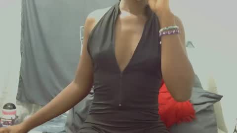 xxsexytalia28 online show from 9, 2, 2025